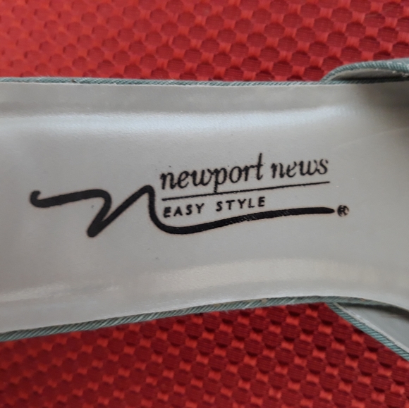 Pale Green Silk Low Heel Mules Size 11W - Picture 3 of 8